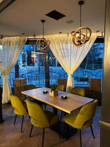 Opinii despre Taverna Laguna în Râmnicu Vâlcea - Gastronomie și ospitalitate