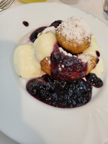 Casa Veche - Gastronomie și ospitalitate