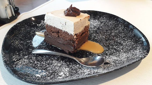 Crinul Alb - Gastronomie și ospitalitate