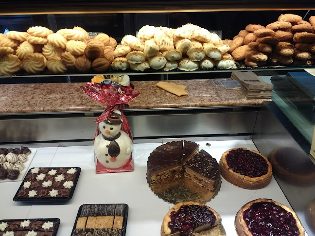 Opinii despre Tip Top în București - Gastronomie și ospitalitate