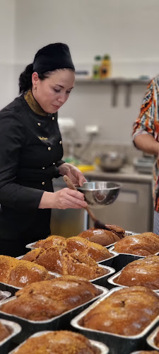 Maroon Restaurant Café - Gastronomie și ospitalitate