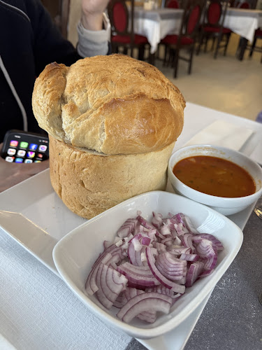 Opinii despre Pensiune - Restaurant - Pizzerie 2 Pauni în Borsa - Gastronomie și ospitalitate