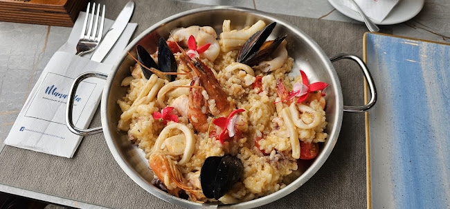 Manarola Restaurant - Gastronomie și ospitalitate