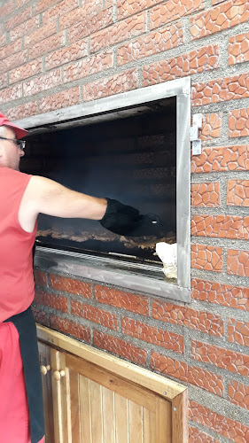 Comentarii opinii despre Gratar la Costica