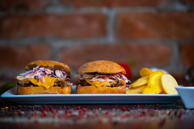 Opinii despre Restaurant Citadel Meniul Zilei, Catering, Evenimente Targu Mures în Târgu Mureș - Gastronomie și ospitalitate