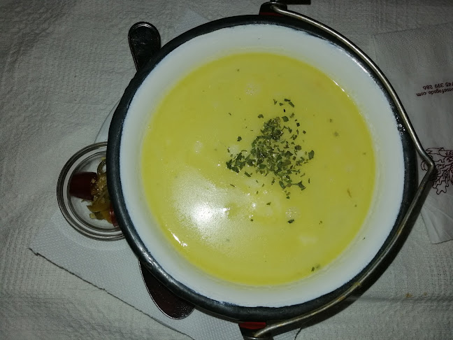 Opinii despre Hanul Basa Fogadó în Borzont - Gastronomie și ospitalitate