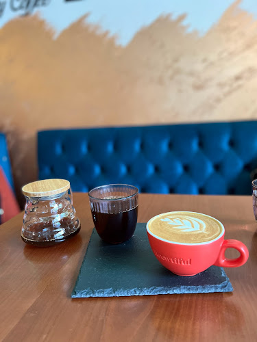 Comentarii opinii despre Brewtiful Cafe