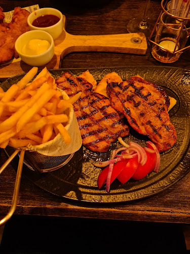 Oppio - Gastronomie și ospitalitate