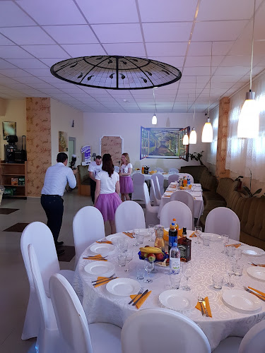 YAYA Iasi - Gastronomie și ospitalitate