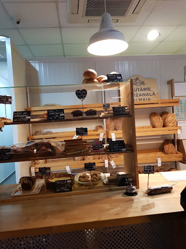 Comentarii opinii despre Demetra