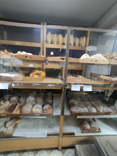 Pâine coaptă pe vatră - Târgu Jiu