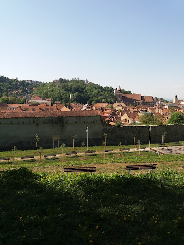 Sub Tâmpa - Gastronomie și ospitalitate