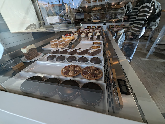 Comentarii opinii despre Lolita Desserts