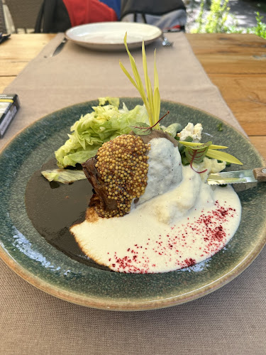 Comentarii opinii despre Sub Tâmpa