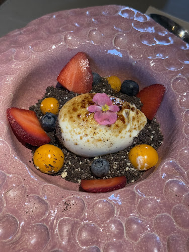 Opinii despre The Manor Restaurant & Lounge în Craiova - Gastronomie și ospitalitate