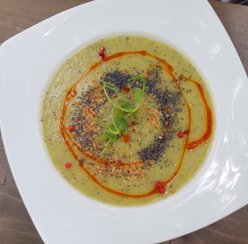 Opinii despre Cuib în Iași - Gastronomie și ospitalitate