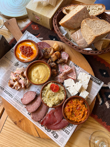 Opinii despre Hanul Haiducilor în Râmnicu Vâlcea - Gastronomie și ospitalitate