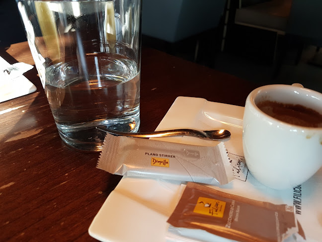 Comentarii opinii despre Tutti Cafe