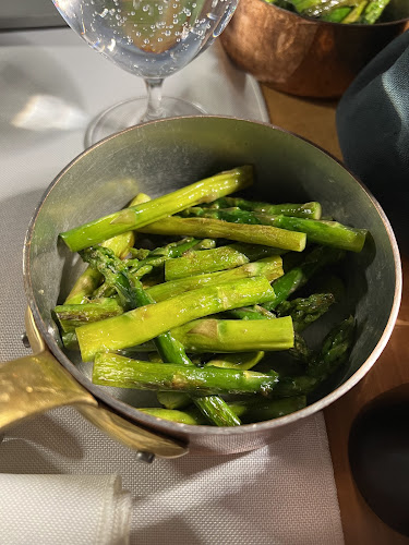 Ferma Baciu - Voluntari