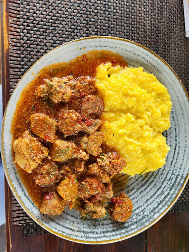 Opinii despre Restaurant Traditional TOBO - Pestera Muierilor în Baia de Fier - Gastronomie și ospitalitate