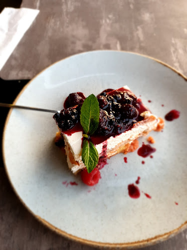 Opinii despre Suada în Constanța - Gastronomie și ospitalitate