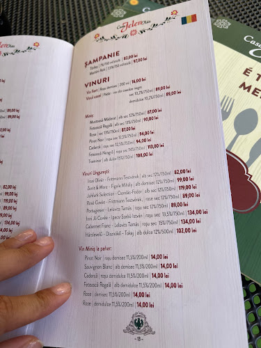 Comentarii opinii despre Jelen Haz