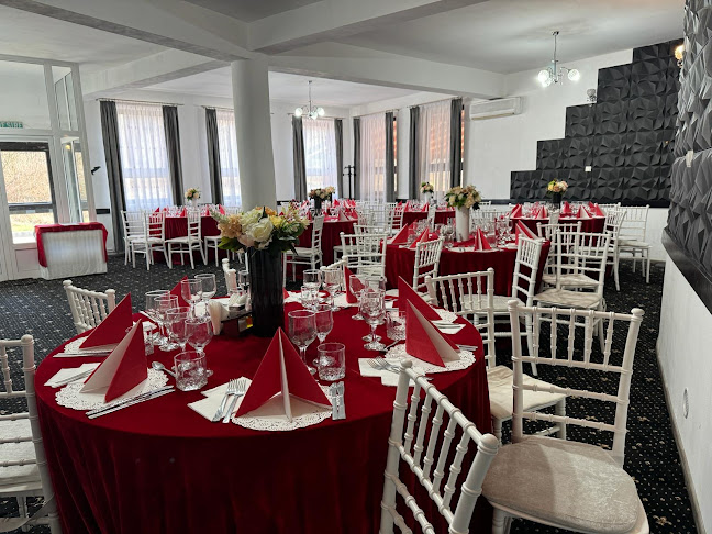 Opinii despre Mar-bek Restaurant în Țerova - Gastronomie și ospitalitate