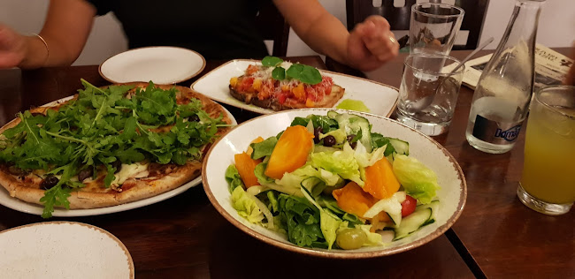 Pasaj - Gastronomie și ospitalitate