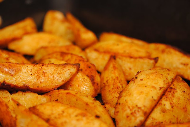 Strada 1 Decembrie 8, Poiana Mare 207470