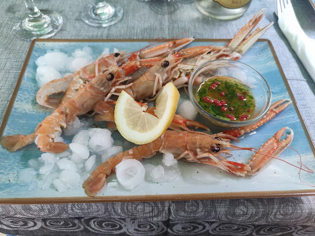 Opinii despre Casa Teo în Plopeni - Gastronomie și ospitalitate