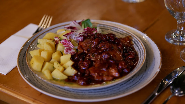 Opinii despre Jelen Haz în Arad - Gastronomie și ospitalitate