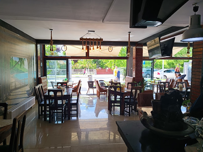 Mica Kalamata Greek Mixt Grill - Curtea de Argeș