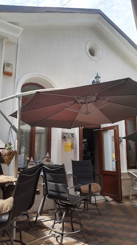 Opinii despre Toujours în Iași - Gastronomie și ospitalitate