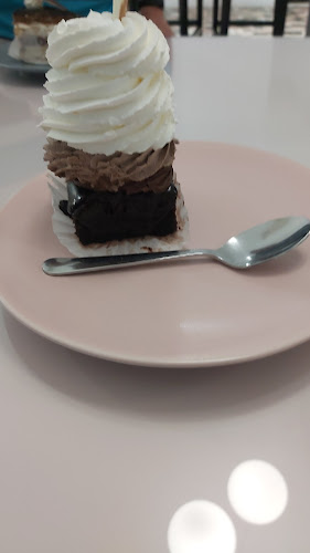 Cofetăria Prisi - Gastronomie și ospitalitate