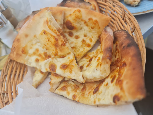 Restaurant - Taverna La Grecu - Gastronomie și ospitalitate