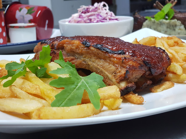 Opinii despre Restaurant Casa cu Bere (Bistrița) în Bistrița - Gastronomie și ospitalitate