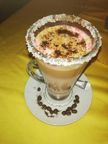 Comentarii opinii despre 3 Ceaune