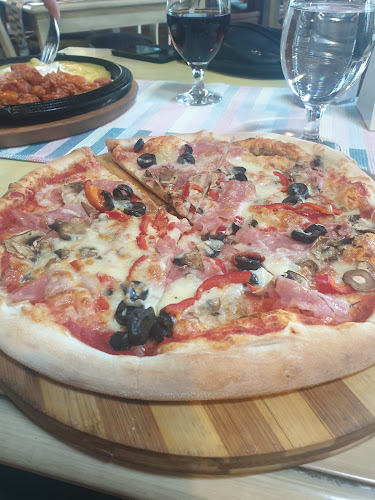 Comentarii opinii despre Centru Vechi