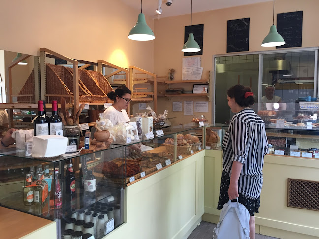 Pain Plaisir - București