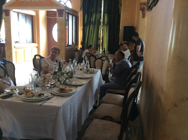 Strada Principatele Unite nr. 2, Roman 611052