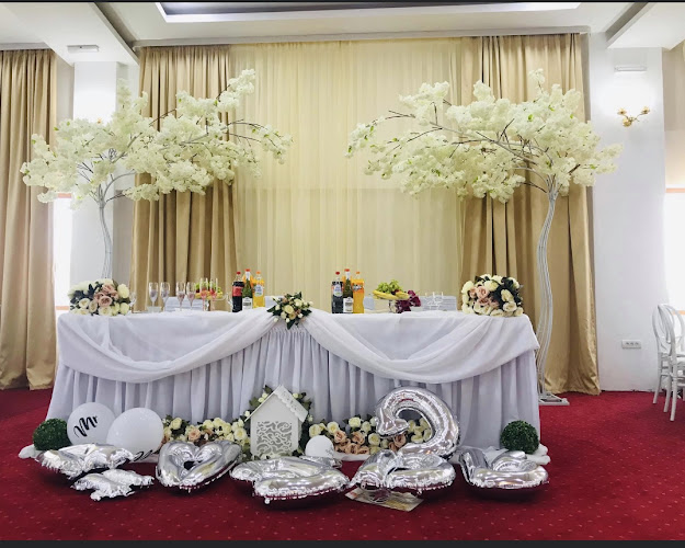 Opinii despre Salon "Royal Events" Fetesti în Fetești-Gară - Gastronomie și ospitalitate