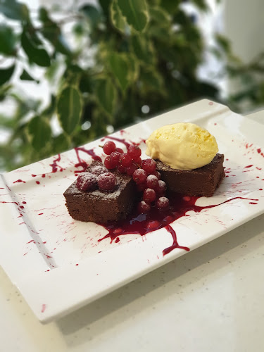 Restaurantul 4US - Gastronomie și ospitalitate