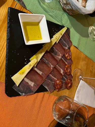 A Camponeza - Gastronomie și ospitalitate