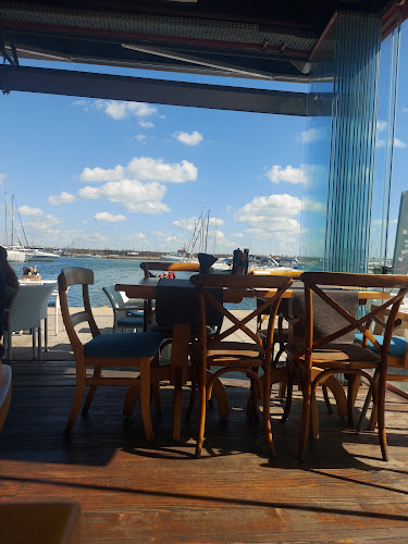 Aqua by the sea Port Tomis - Gastronomie și ospitalitate