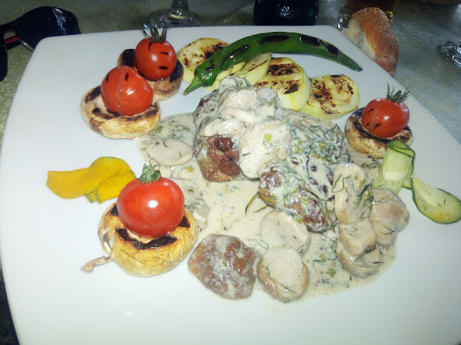 Opinii despre Restaurant Moara de Foc în Iași - Gastronomie și ospitalitate