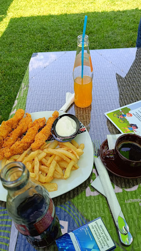 Opinii despre Grădina Senior Vatră Gugești în Gugești - Gastronomie și ospitalitate