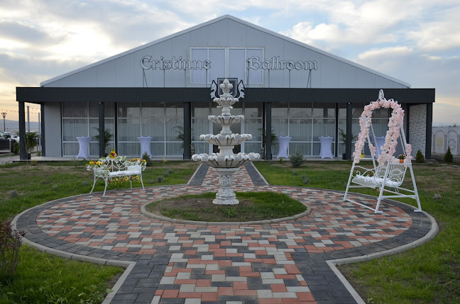 Cristinne Ballroom - Gastronomie și ospitalitate