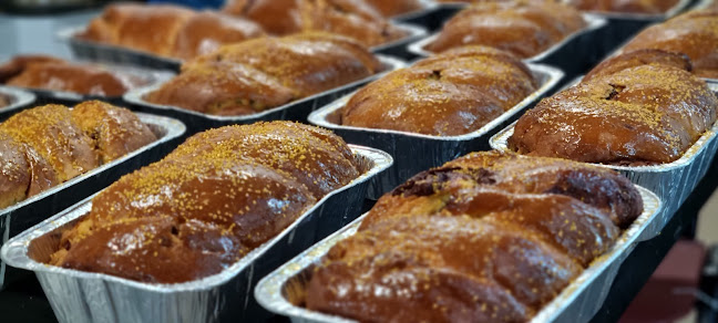 Maroon Restaurant Café