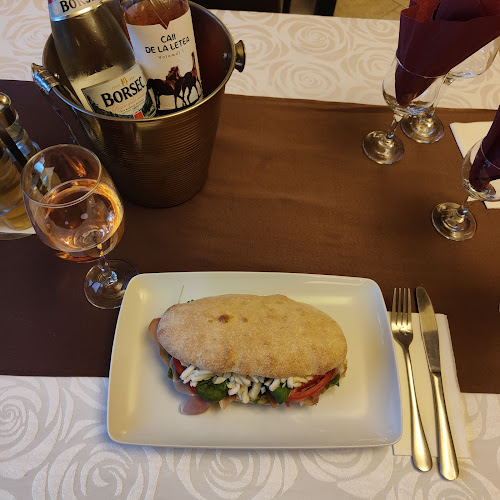 Strada Brândușelor 32, Râșnov 505400