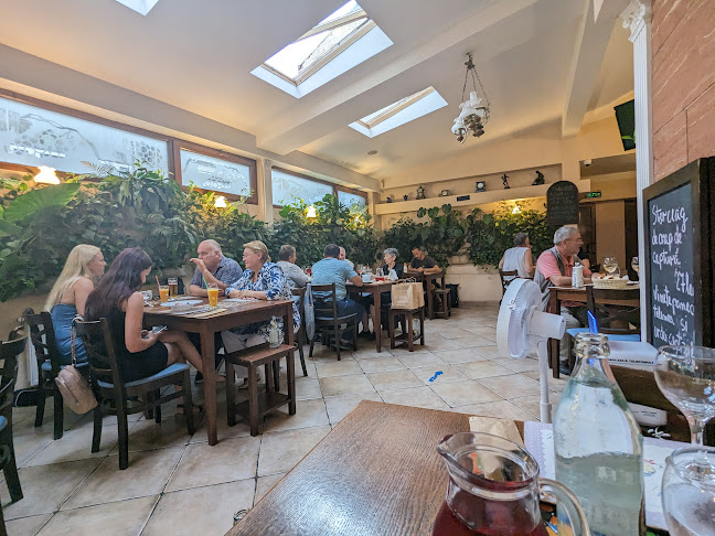 Nicorești - Gastronomie și ospitalitate